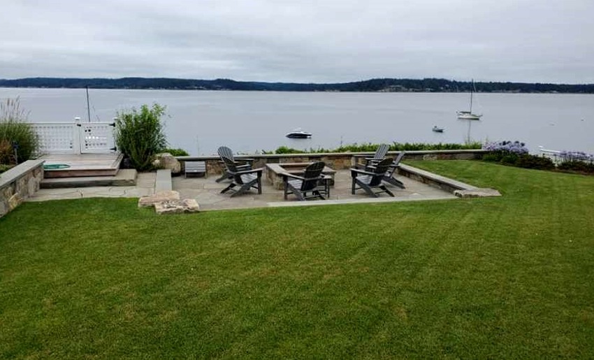 Flagstone Waterfront Patios & Fire Pit