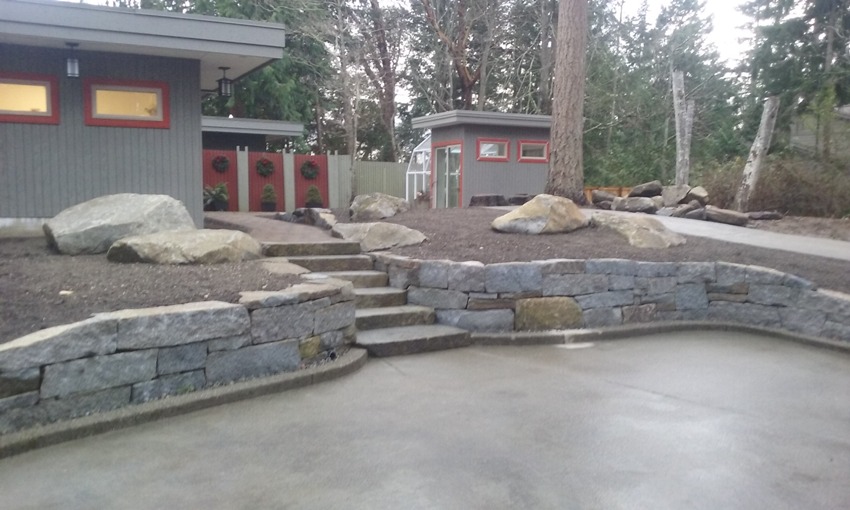 Large Boulder Retaining Wall - Minter Area