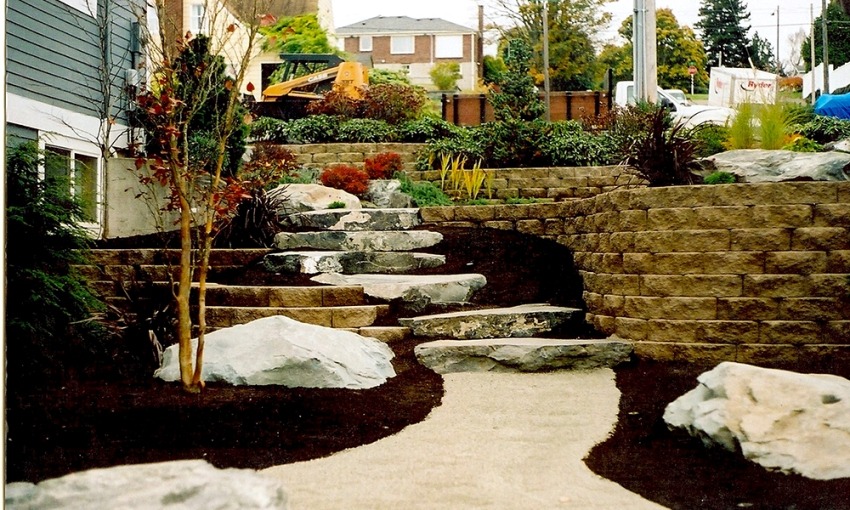 Landscape Block Retaining Wall and Stone Steps