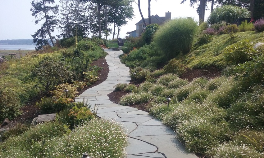 Minter Bay Flagstone Pathway