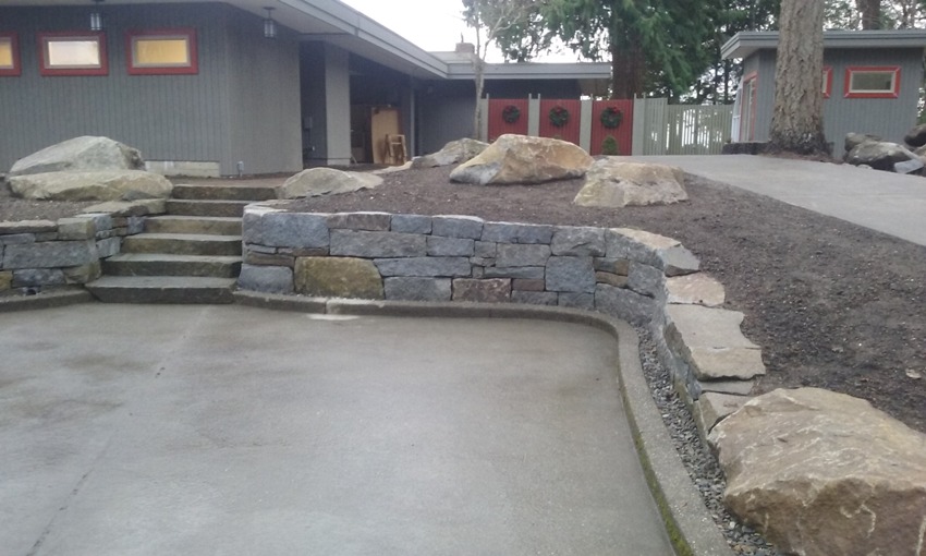 Large Boulder Retaining Wall - Minter Area